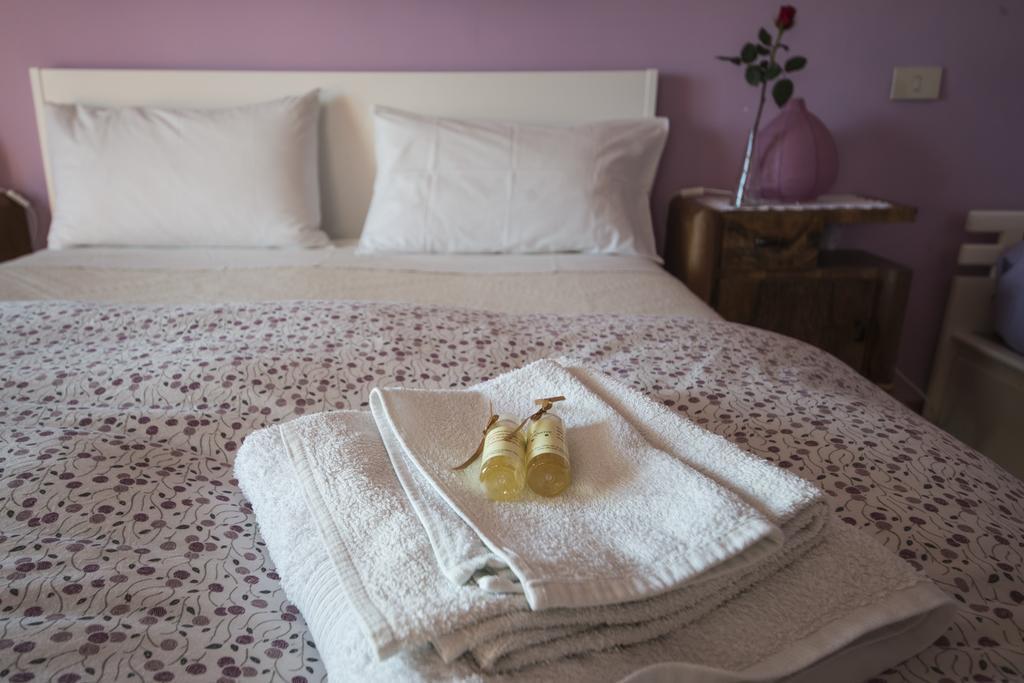 Le Tre Querce Bed and Breakfast Fiano Romano Kamer foto
